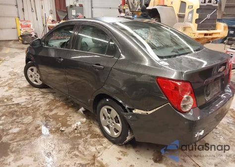 2016 Chevrolet Sonic Ls Auto z USA, uszkodzony, nr VIN 1G1JA5SG4G4133333